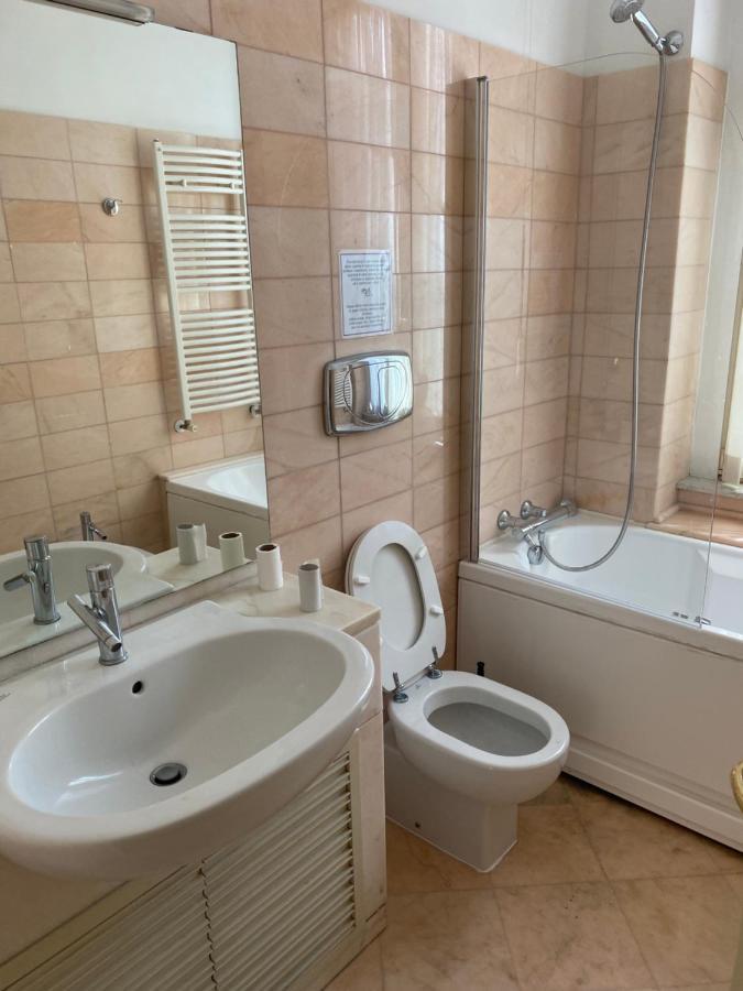 Rome Accomodation Рим Екстериор снимка
